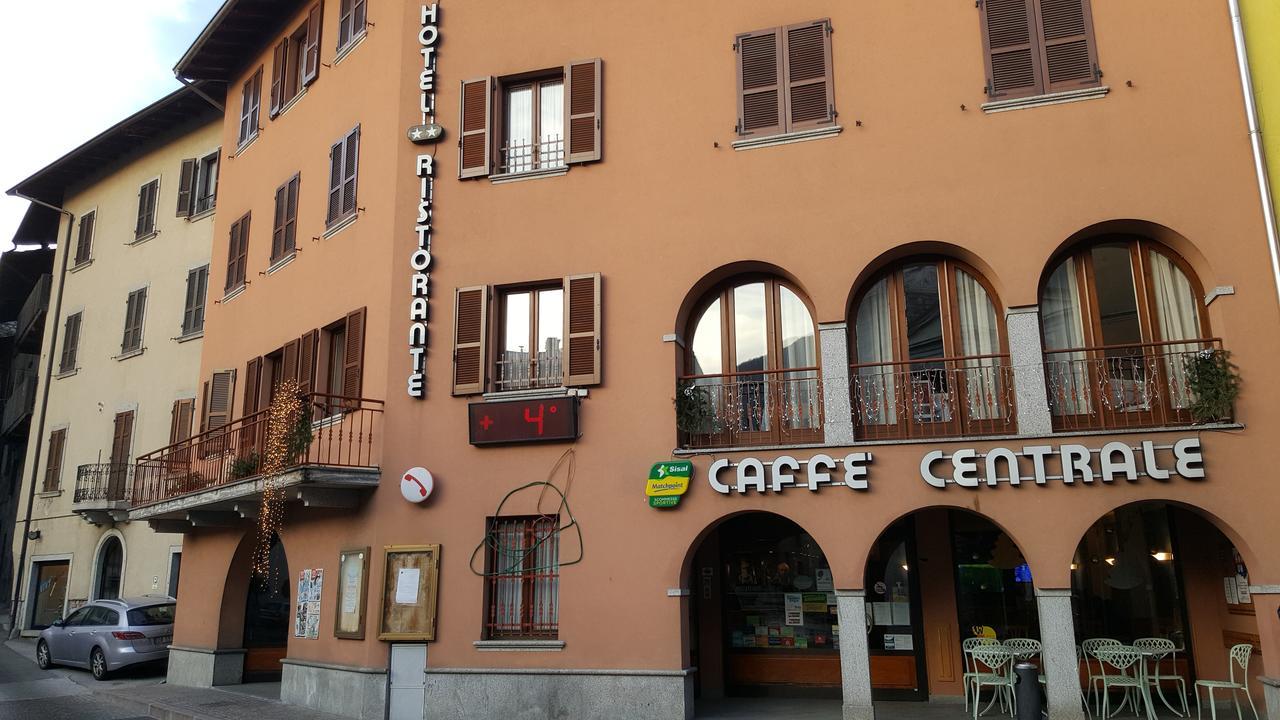 Hotel Ristorante Centrale Vestone Екстер'єр фото