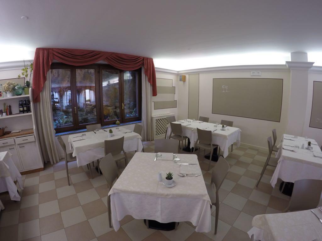 Hotel Ristorante Centrale Vestone Екстер'єр фото